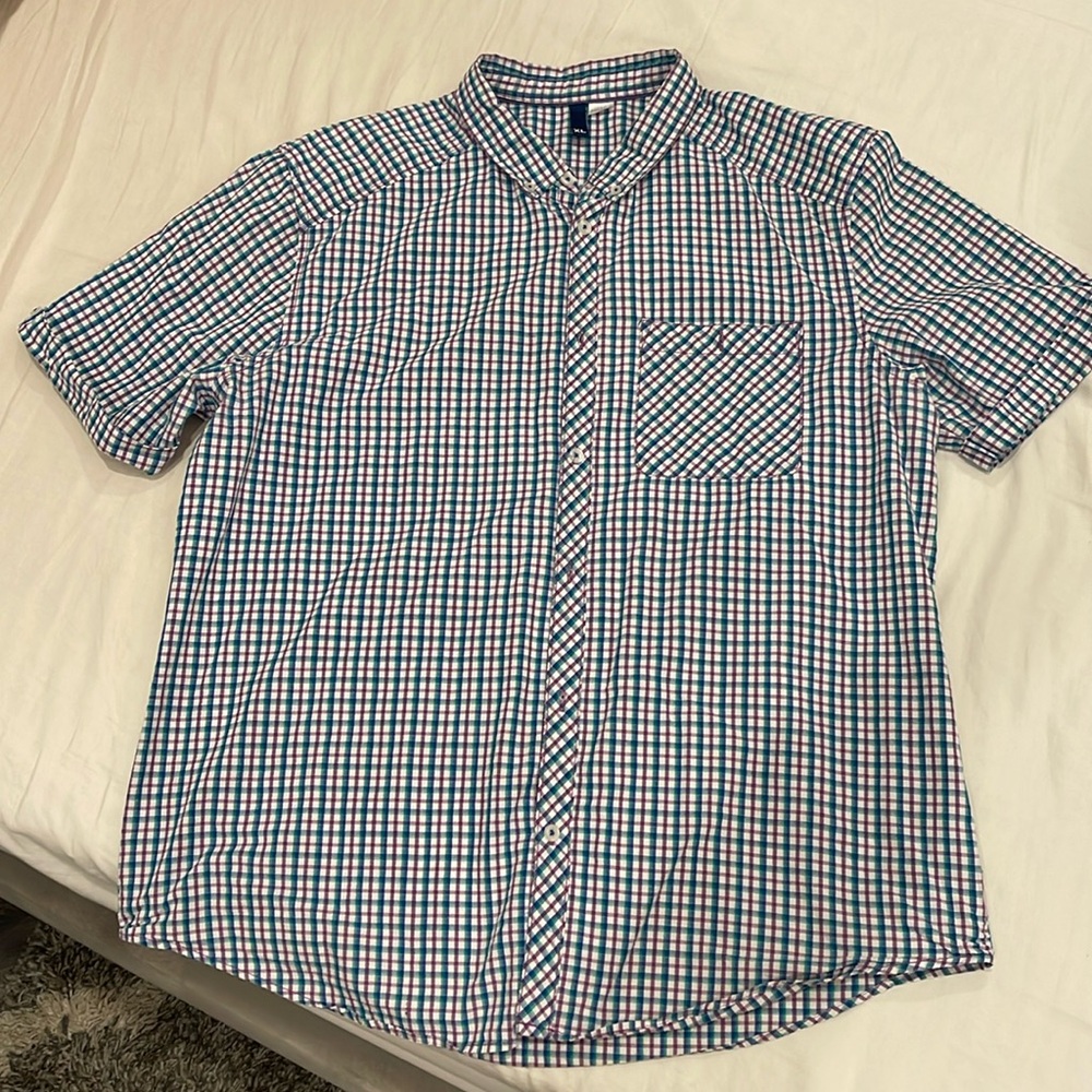 H&M men’s button down shirt
